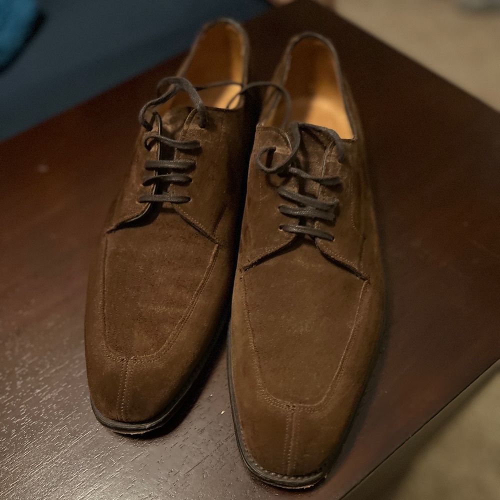 EUC The Armoury Jubilee dark brown suede 8.5UK